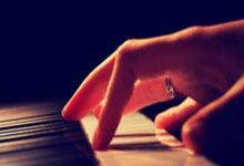 媒体人：没崩算侥幸，不明白伊万哪里来自信跟米卢保证能进世界杯.